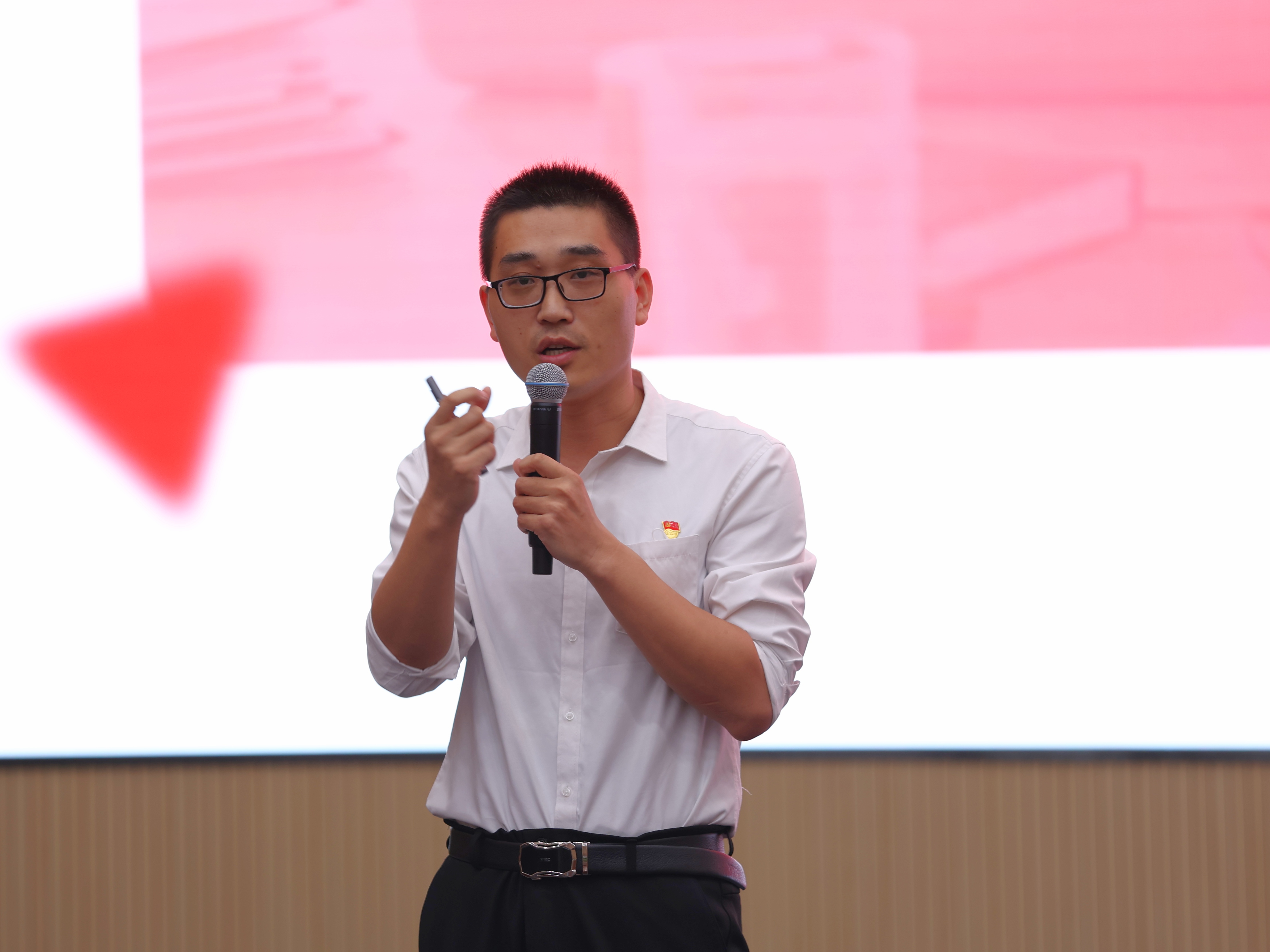 龙8头号玩家(国际集团)官方网站