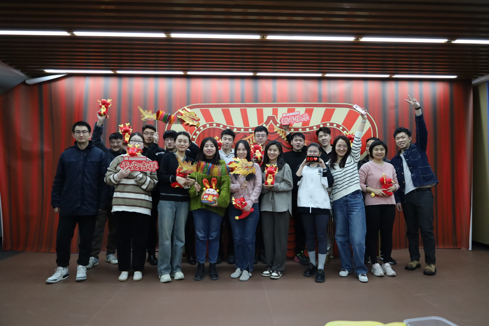 龙8头号玩家(国际集团)官方网站